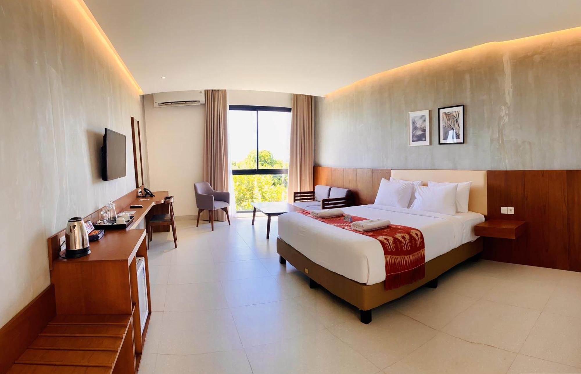 ויינגפו Kambaniru Beach Hotel And Resort מראה חיצוני תמונה